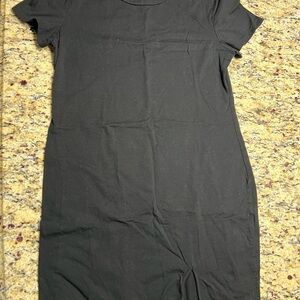 SHEIN Elegant Black Tee